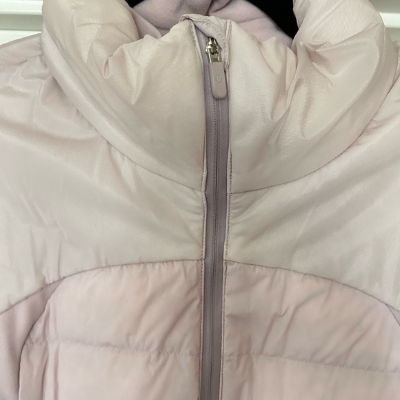 Lululemon Athletica Light Pink Puffer Jacket, Goose Down, NWOT, size 10 - Picture 3 of 7